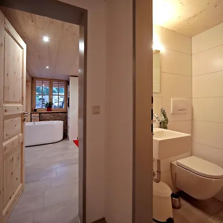 Living Timeless- Haldenmühle, Luxus Schwarzwald-retreat Mit Sauna Chalet *