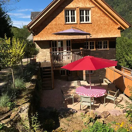 Living Timeless- Haldenmuehle, Luxus Schwarzwald-retreat Mit Sauna Fuer Bis Zu 12 Personen Chalet Simonswald