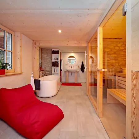 Living Timeless- Haldenmuehle, Luxus Schwarzwald-retreat Mit Sauna Fuer Bis Zu 12 Personen Simonswald