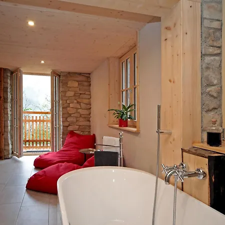 Living Timeless- Haldenmuehle, Luxus Schwarzwald-retreat Mit Sauna Fuer Bis Zu 12 Personen *