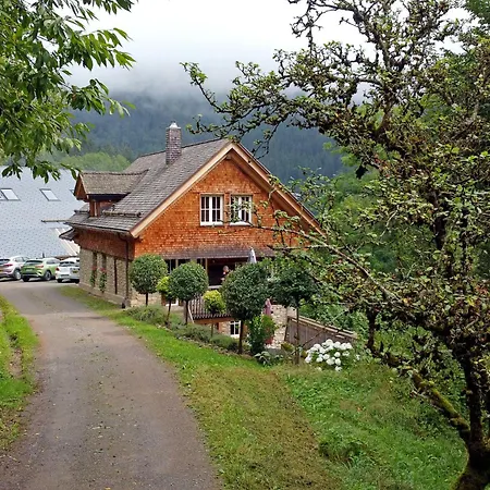 Horská chata Haldenmuehle, Luxus Schwarzwald-retreat Mit Sauna By Living Timeless Simonswald